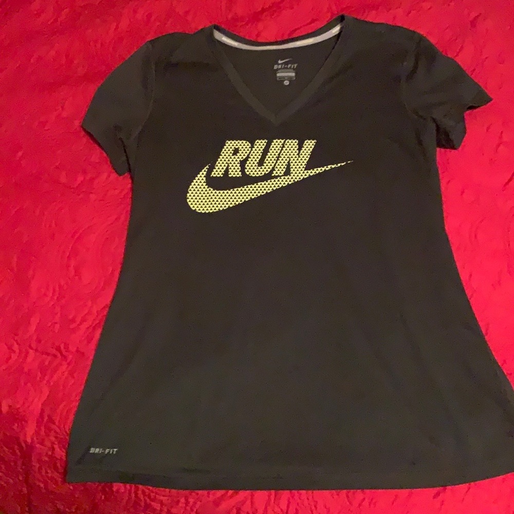 Nike dri fit women’s tee